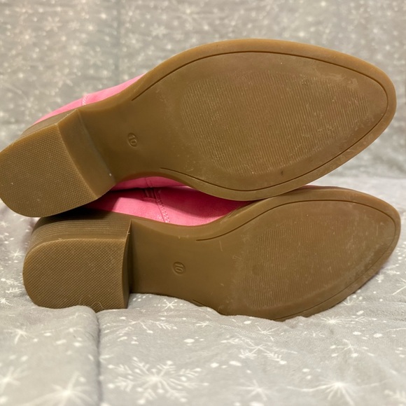 Global Win Pink Heeled Boots - Picture 5 of 7
